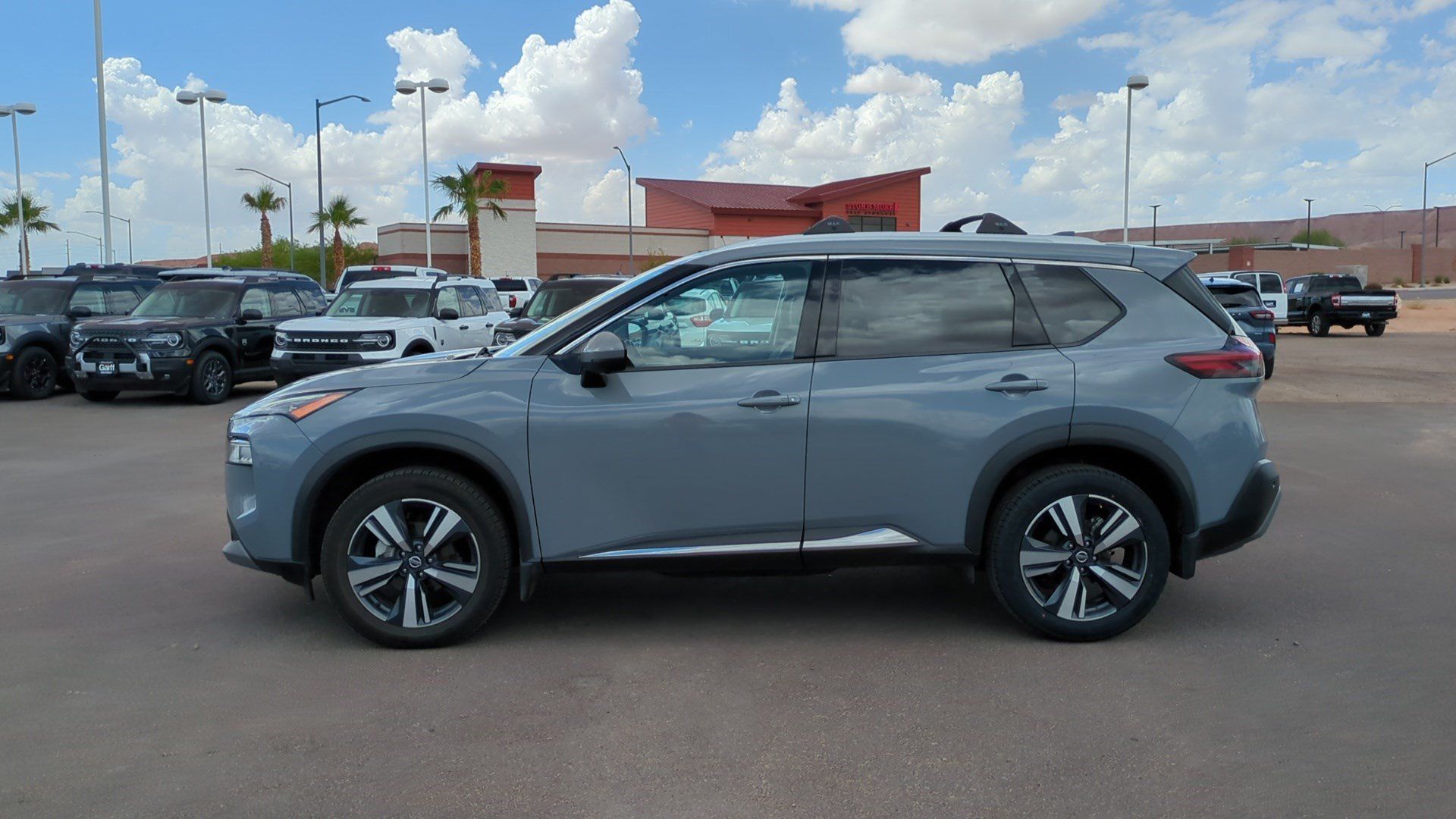 Used 2021 Nissan Rogue SL FWD image 6
