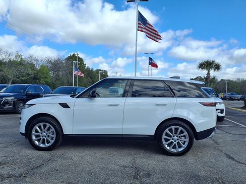 Used 2025 Land Rover Range Rover Sport SE AWD/4WD image 25
