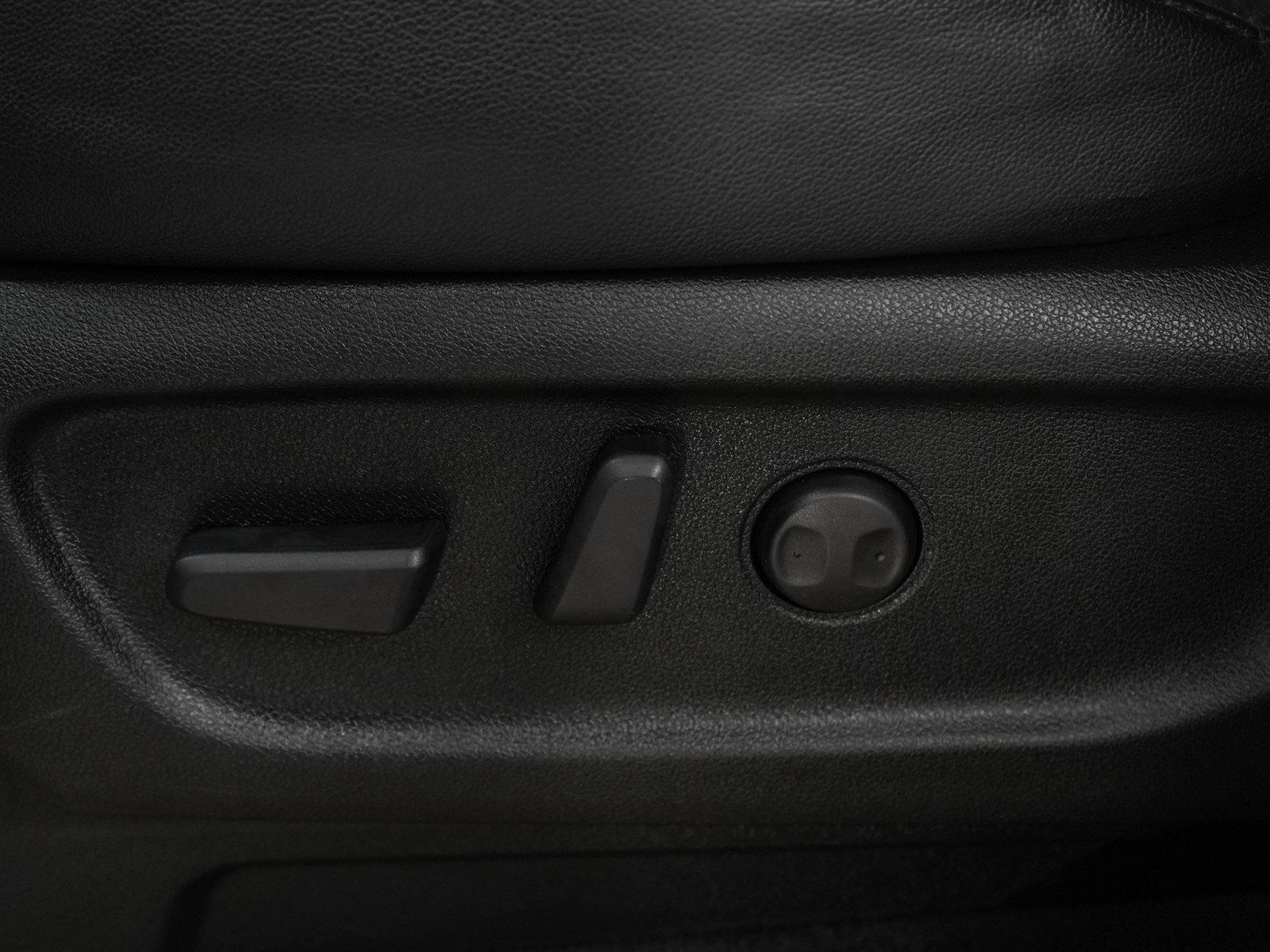 Used 2019 Kia Sedona EX FWD image 24