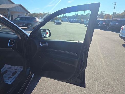 Used 2017 Dodge Durango GT w/ Premium Group image 9