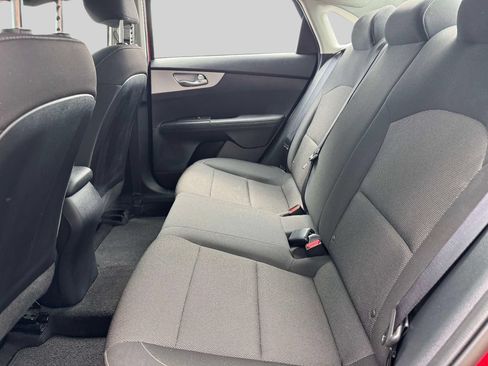 Used 2024 Kia Forte LXS w/ LXS Technology Package FWD image 10