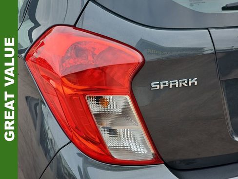 Used 2021 Chevrolet Spark LT image 39