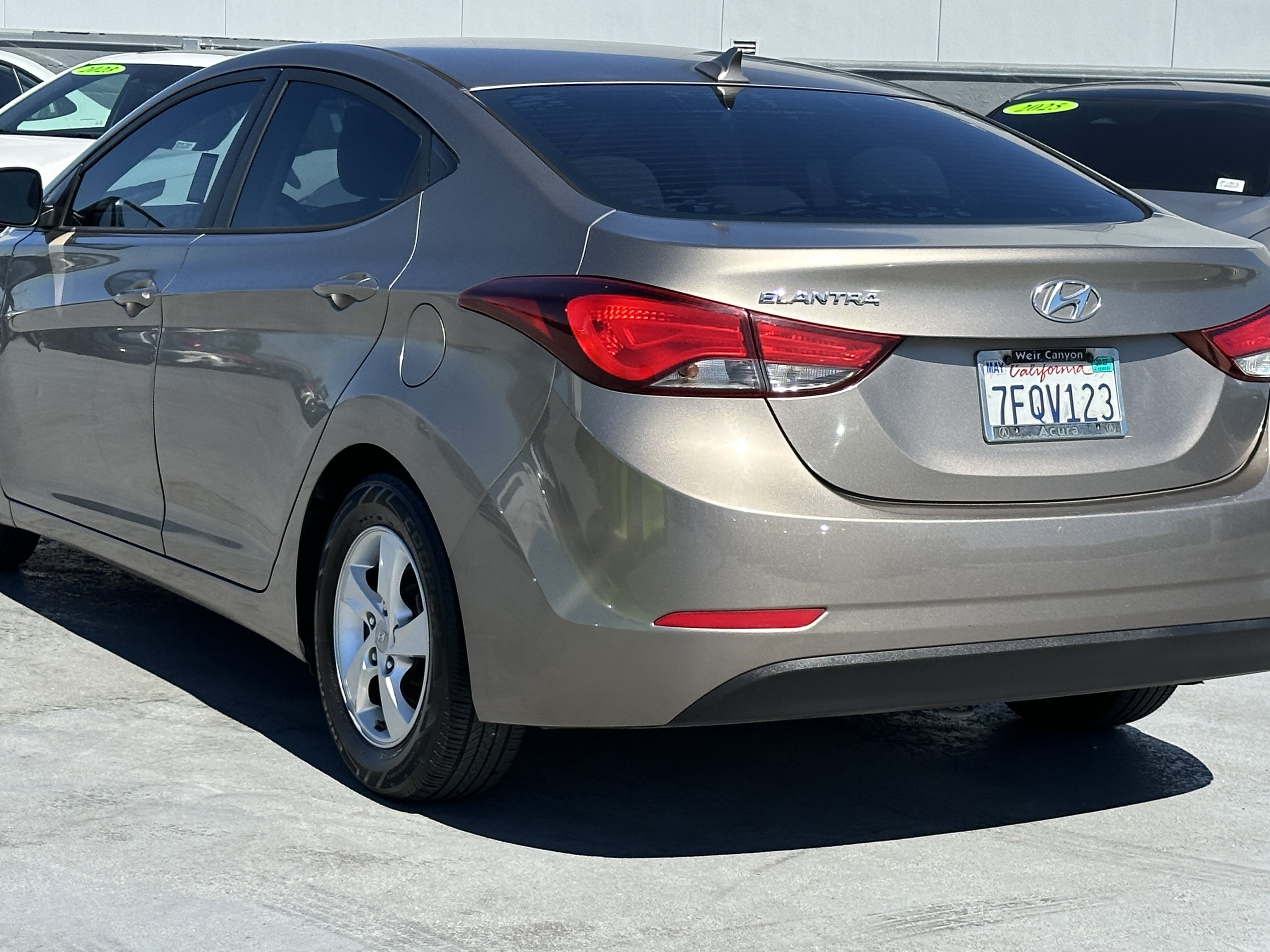 Used 2014 Hyundai Elantra SE FWD image 5