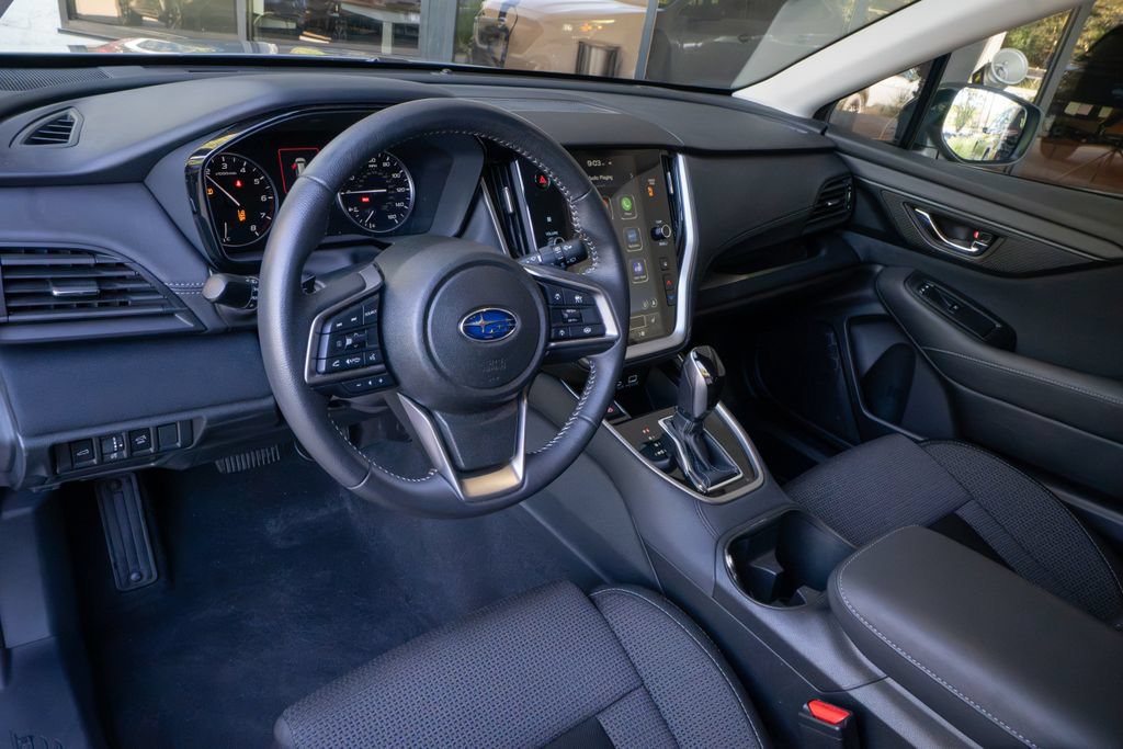 Certified 2025 Subaru Outback Premium AWD/4WD image 9