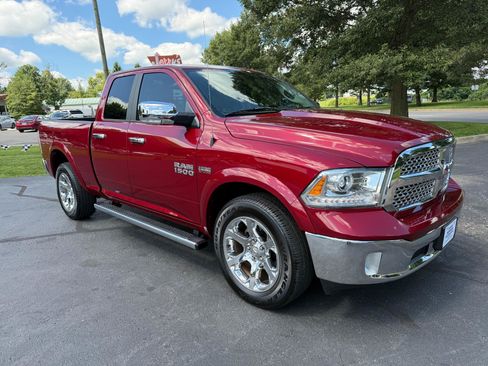 Used 2014 RAM 1500 Laramie w/ Convenience Group AWD/4WD image 11