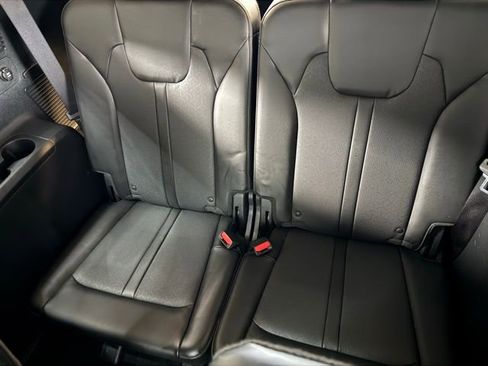 Used 2021 Kia Sorento EX w/ Panoramic Sunroof Package image 33