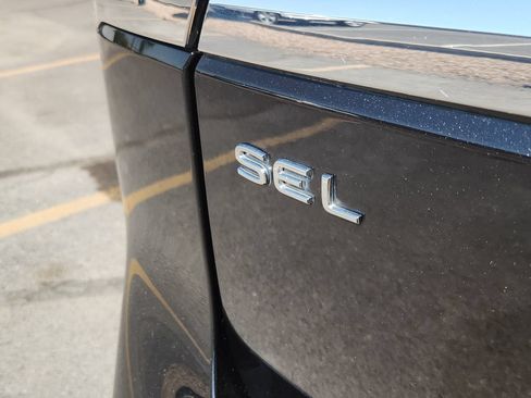 Used 2022 Volkswagen Atlas SEL AWD/4WD image 13