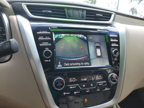 Used 2016 Nissan Murano Platinum w/ Platinum Technology Package AWD/4WD image 28