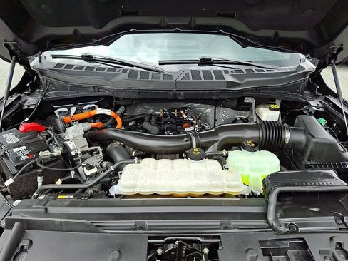 Used 2024 Ford F150 Lariat AWD/4WD image 35