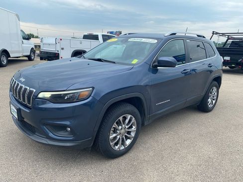 Used 2021 Jeep Cherokee Latitude Plus image 7