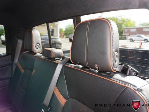 Used 2024 GMC Canyon AT4 AWD/4WD image 39