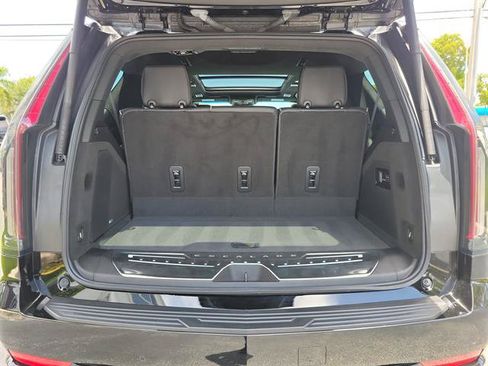 Certified 2023 Cadillac Escalade Sport Platinum AWD/4WD image 6
