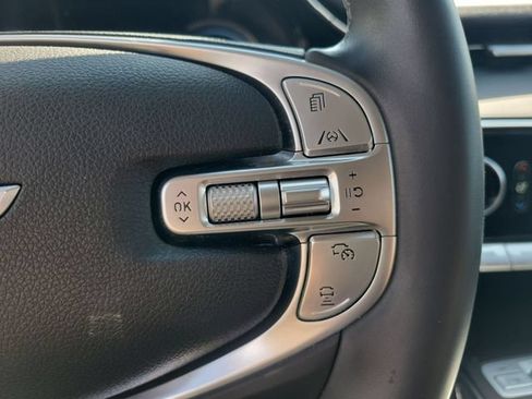 Used 2023 Genesis GV70 2.5T w/ Select Package AWD/4WD image 34