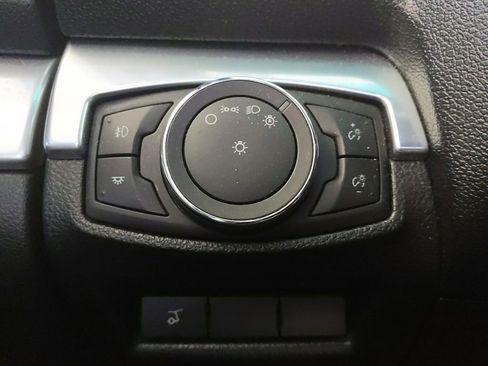 Used 2017 Ford Explorer Limited AWD/4WD image 23