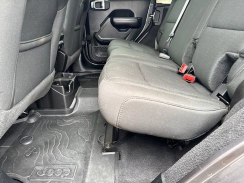 Used 2021 Jeep Wrangler Unlimited Sport AWD/4WD image 27