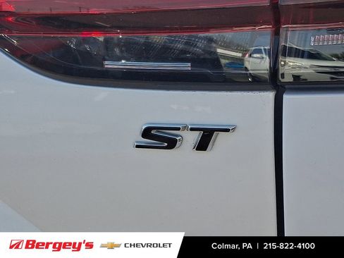 Certified 2023 Buick Envision Preferred w/ Sport Touring Package AWD/4WD image 33
