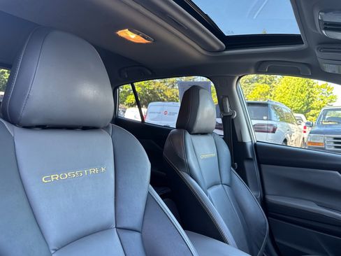 Used 2021 Subaru Crosstrek 2.5i Sport w/ Moonroof Package AWD/4WD image 17