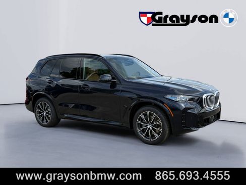 New 2026 BMW X5 xDrive50e w/ M Sport Package AWD/4WD image 1