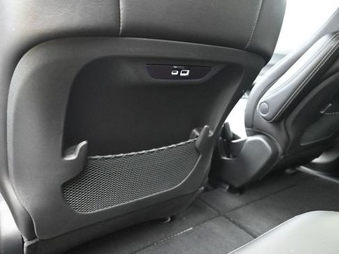 New 2027 Chrysler Pacifica Select AWD/4WD image 29