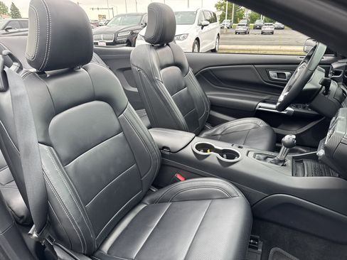 Used 2024 Ford Mustang Premium image 15