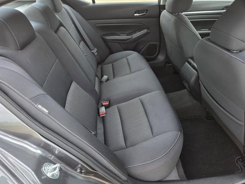 Used 2022 Nissan Altima 2.5 SV FWD image 28