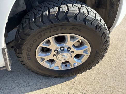 Used 2024 RAM 2500 Laramie image 15