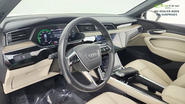 Used 2024 Audi Q8 e-tron Premium AWD/4WD image 46