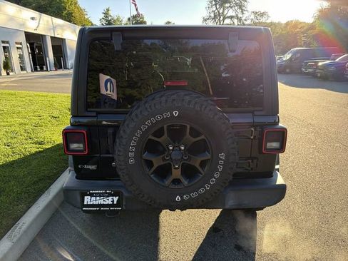 Used 2020 Jeep Wrangler Unlimited Sport AWD/4WD image 25