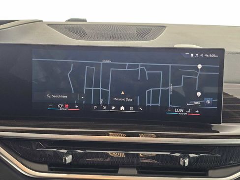 Used 2024 BMW X5 xDrive50e image 24