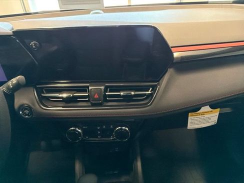 New 2026 Chevrolet TrailBlazer RS w/ Convenience Package AWD/4WD image 32
