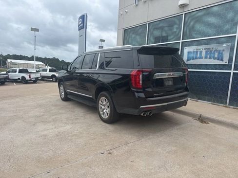 Used 2024 GMC Yukon XL Denali RWD image 5