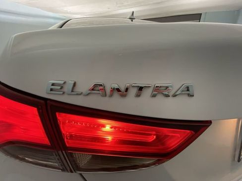 Used 2016 Hyundai Elantra Value Edition FWD image 26