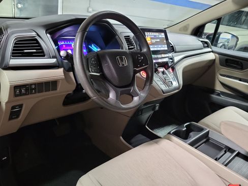 Used 2022 Honda Odyssey EX image 7