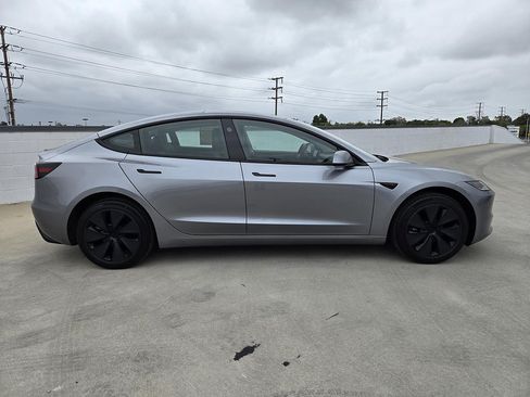 Used 2025 Tesla Model 3 Long Range RWD image 2