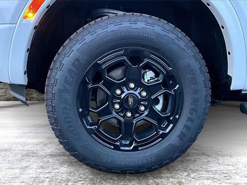 New 2025 Ford Ranger XLT w/ Equipment Group 301A High image 13