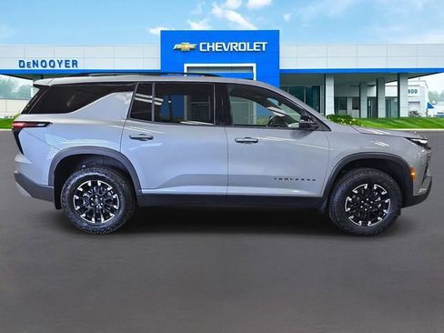 New 2026 Chevrolet Traverse Z71 w/ Enhanced Driving Package AWD/4WD image 7