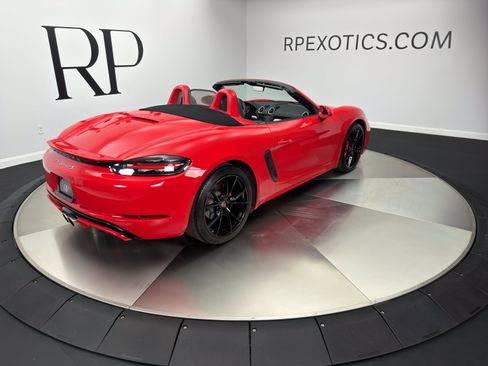 Used 2023 Porsche 718 Boxster S RWD image 8