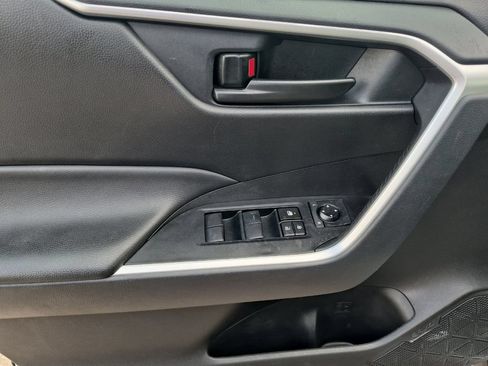 Used 2025 Toyota RAV4 LE FWD image 11