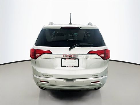 Used 2017 GMC Acadia Denali w/ Technology Package image 7