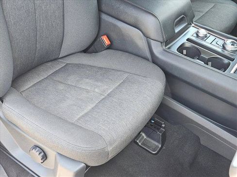 Used 2024 Ford Expedition XLT AWD/4WD image 22