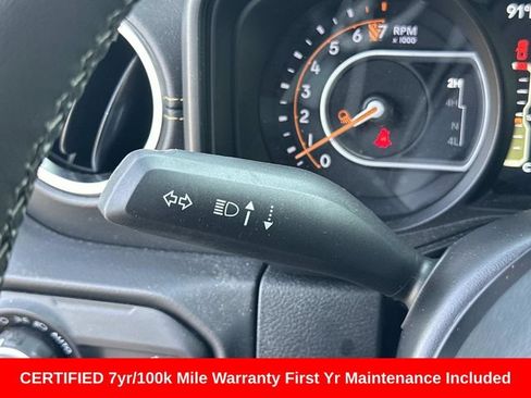 Certified 2025 Jeep Gladiator Mojave AWD/4WD image 28