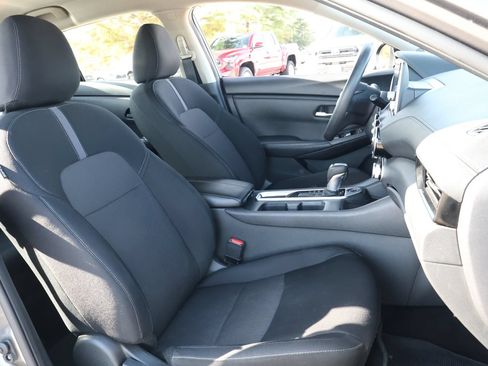 Used 2024 Nissan Sentra SV FWD image 27