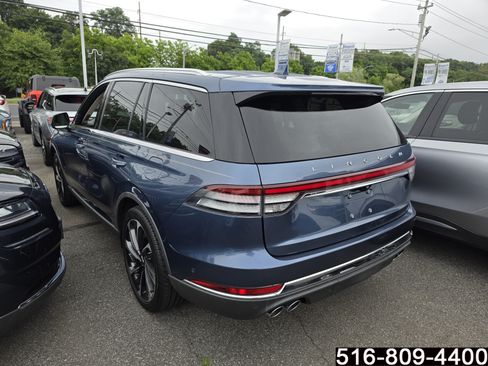 Used 2020 Lincoln Aviator Reserve w/ Equipment Group 202A AWD/4WD image 2