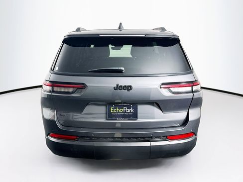 Used 2023 Jeep Grand Cherokee L Laredo RWD image 7