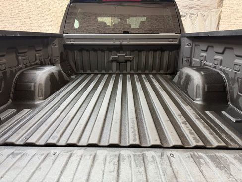 Used 2022 Chevrolet Silverado 1500 LT Trail Boss w/ Protection Package image 13