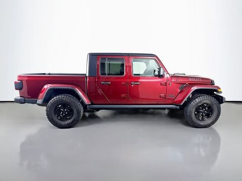 Used 2021 Jeep Gladiator Sport AWD/4WD image 5