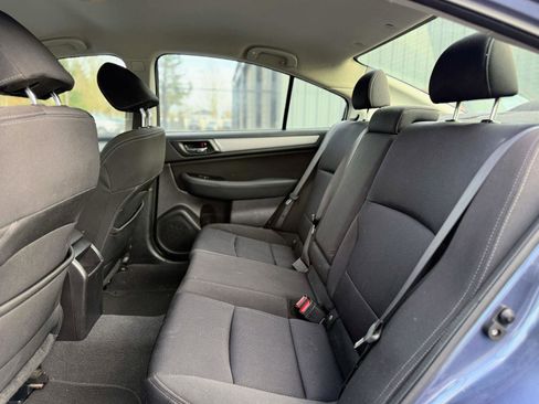 Used 2017 Subaru Legacy 2.5i Premium image 10