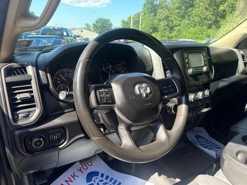 Used 2019 RAM 2500 Tradesman w/ Chrome Appearance Group AWD/4WD image 13