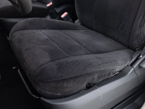 Used 2011 Dodge Grand Caravan Express FWD image 23