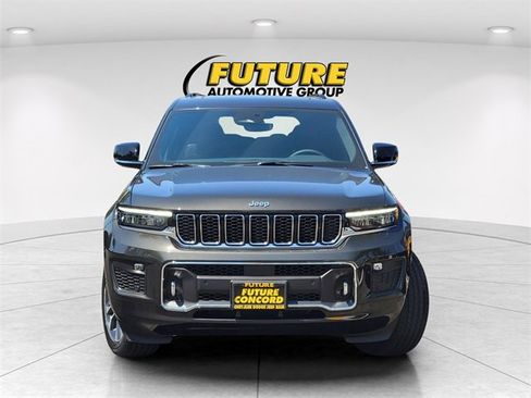 New 2024 Jeep Grand Cherokee L Overland w/ Trailer Tow Package image 2